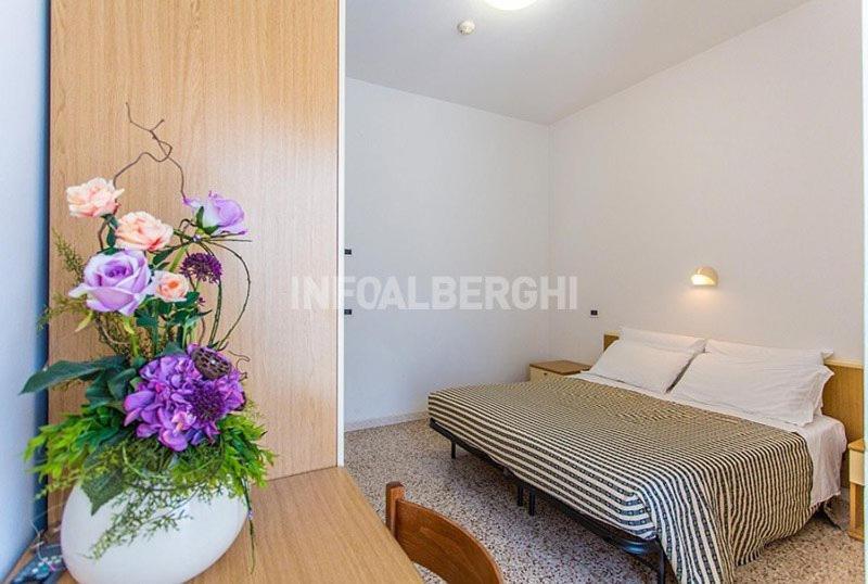 Hotel Argo Rimini Eksteriør bilde